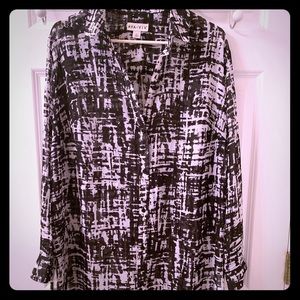 🌵🦄SOLD🦄  Black and white sheer Ava & Viv tunic